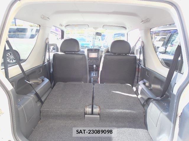 Suzuki JIMNY 2011-06 6907009-12