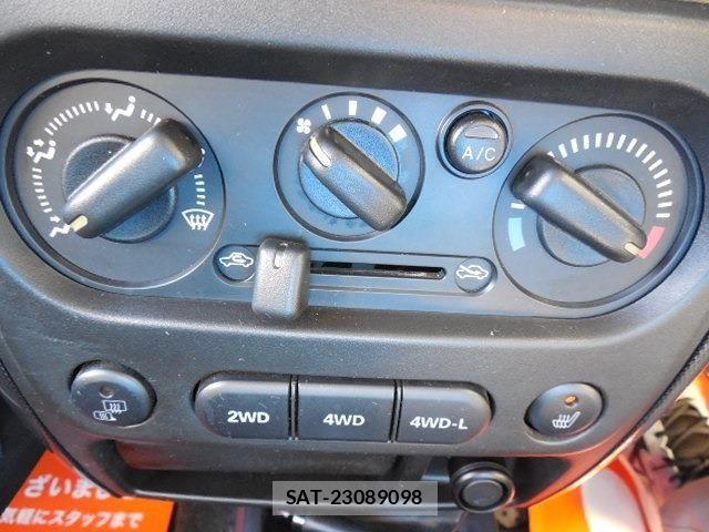 Suzuki JIMNY 2011-06 6907009-19
