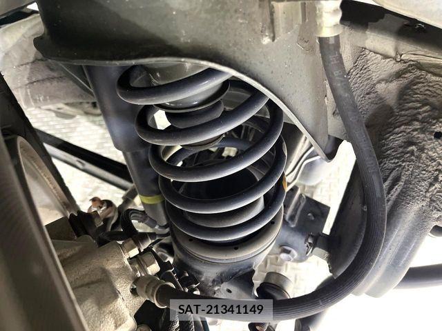 Suzuki JIMNY 2023-11 6994477-19