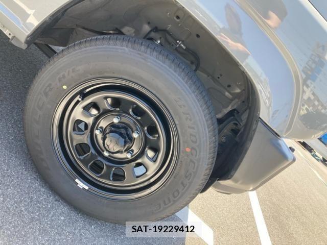 Suzuki JIMNY 2025-05 6994483-18