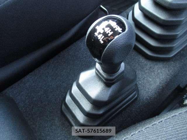Suzuki JIMNY 2025-07 7020666-19
