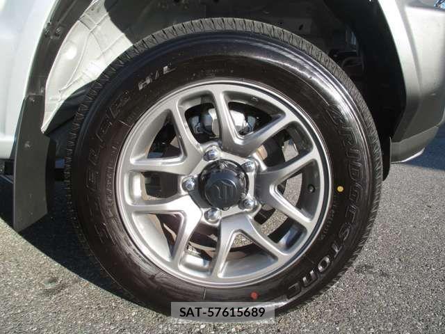 Suzuki JIMNY 2025-07 7020666-6