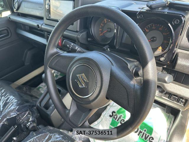 Suzuki JIMNY 2019-05 7020676-5