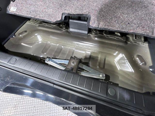 Suzuki JIMNY 2012-08 7020678-17
