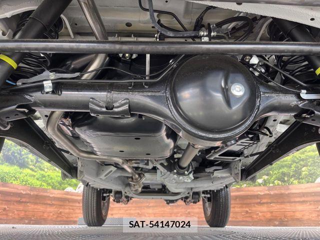 Suzuki JIMNY 2025-09 7058992-18