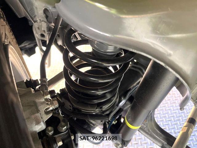 Suzuki JIMNY 2025-10 7058995-16