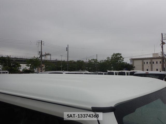 Suzuki JIMNY 2026-05 7058998-10
