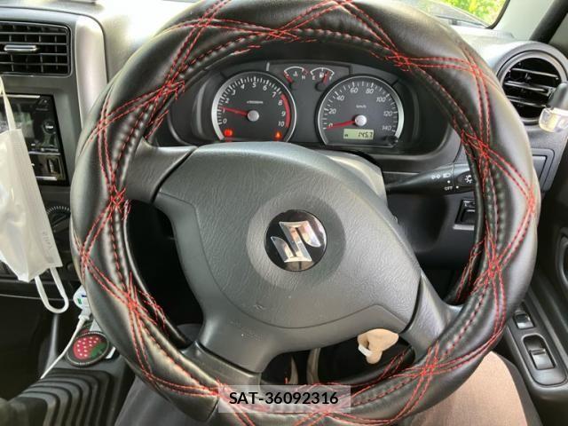 Suzuki JIMNY 2014-02 7059015-10