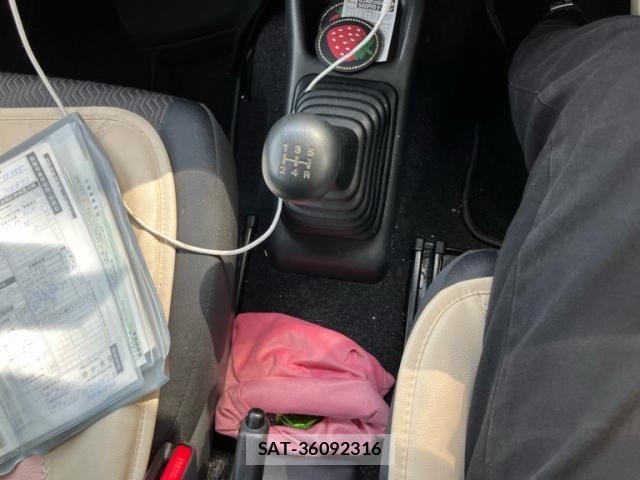 Suzuki JIMNY 2014-02 7059015-15