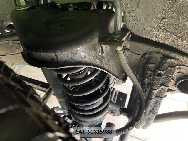 Suzuki JIMNY 2023-02 7058997-2