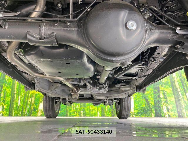 Suzuki JIMNY 2025-03 7058990-18