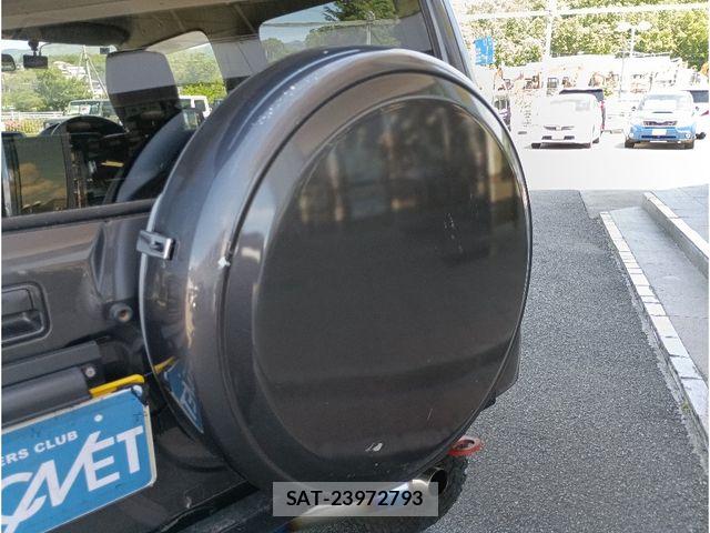 Suzuki JIMNY 2013-03 7059017-7