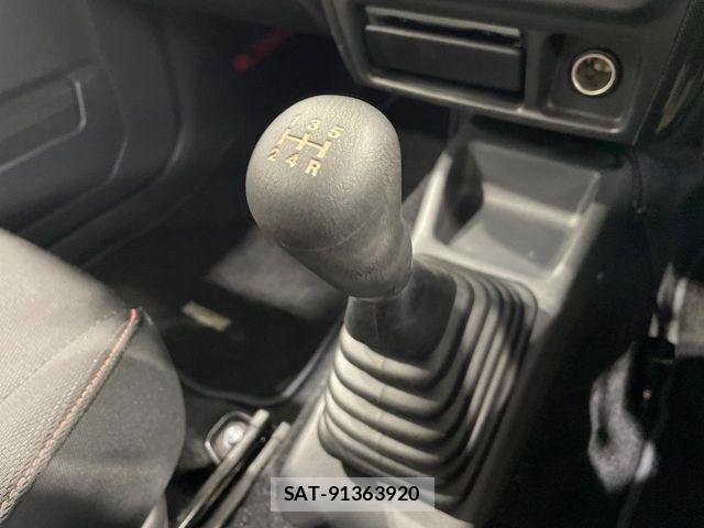 Suzuki JIMNY 2007-04 7220113-4