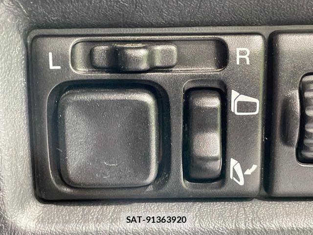 Suzuki JIMNY 2007-04 7220113-7