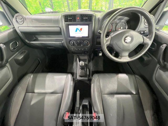 Suzuki JIMNY 2011-12 7220118-1