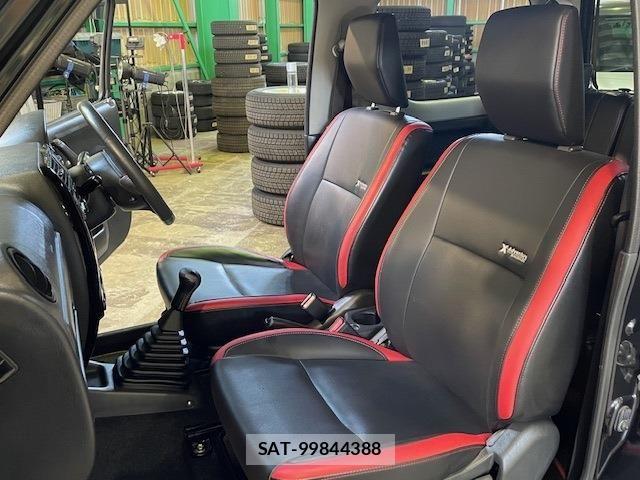 Suzuki JIMNY 2013-06 7220127-11