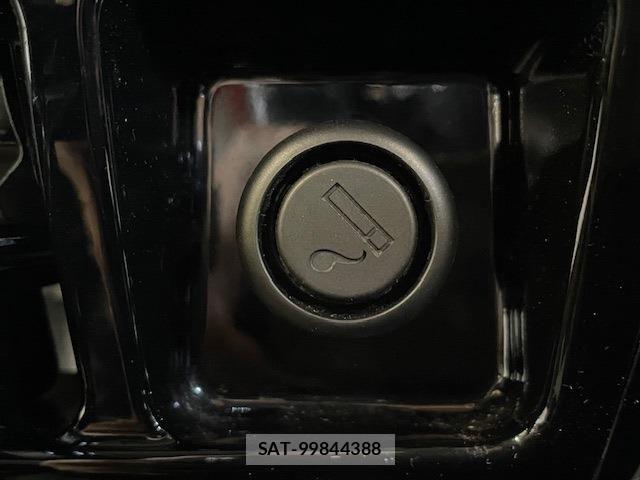 Suzuki JIMNY 2013-06 7220127-29