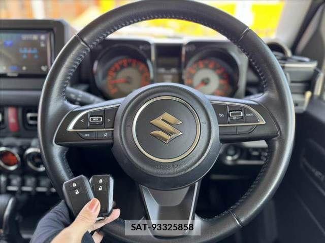 Suzuki JIMNY 2020-08 7220155-3