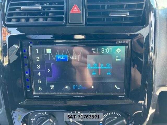 Suzuki JIMNY 2012-07 7220119-16