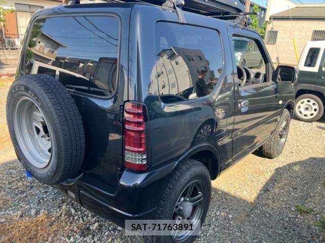 Suzuki JIMNY 2012-07 7220119-4