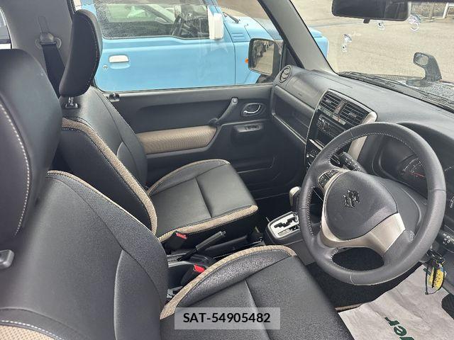 Suzuki JIMNY 2017-10 7220136-4