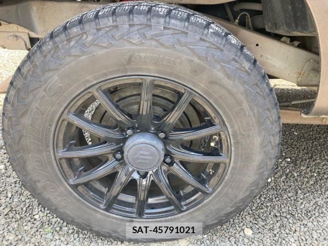 Suzuki JIMNY 2013-02 7220124-8