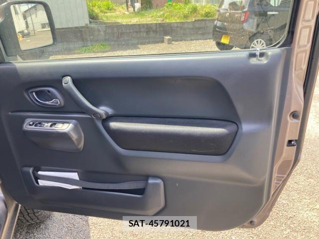 Suzuki JIMNY 2013-02 7220124-13