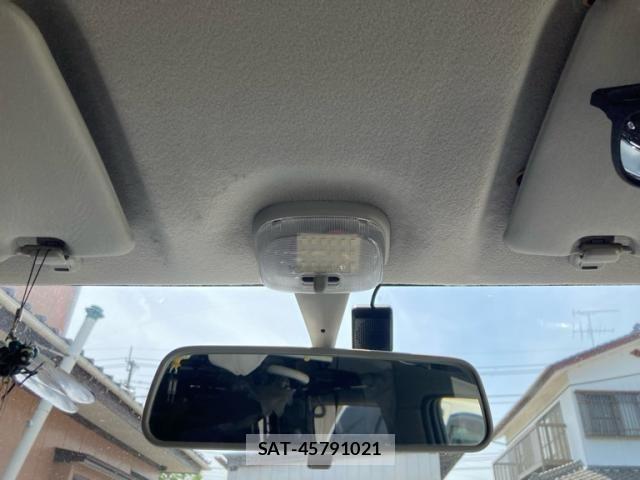 Suzuki JIMNY 2013-02 7220124-26