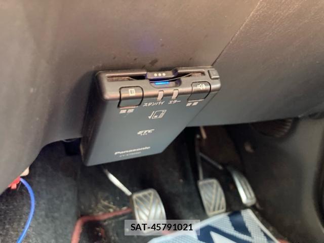 Suzuki JIMNY 2013-02 7220124-27