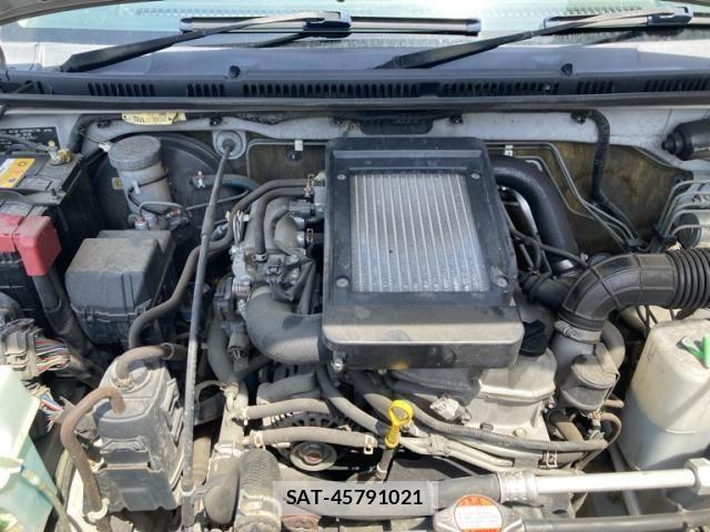 Suzuki JIMNY 2013-02 7220124-28