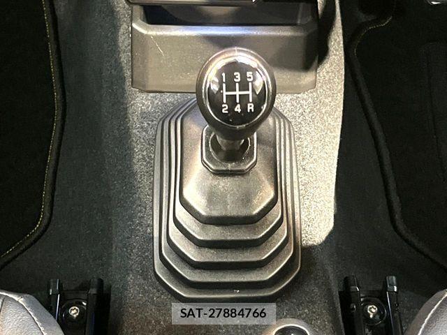 Suzuki JIMNY 2022-04 7220175-2