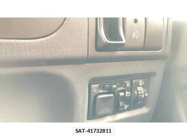 Suzuki JIMNY 2012-09 7220120-12