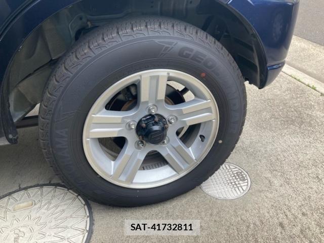 Suzuki JIMNY 2012-09 7220120-4