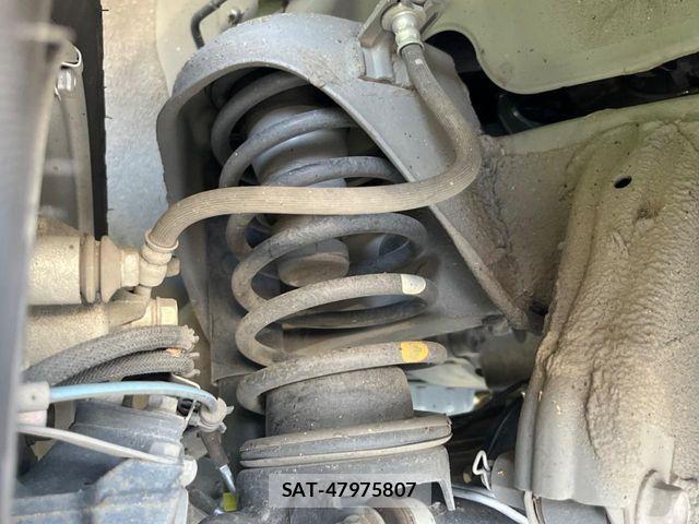 Suzuki JIMNY 2023-05 7220184-19