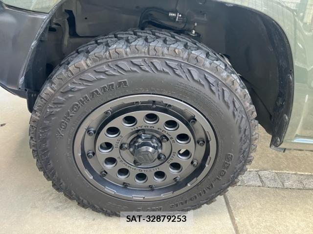 Suzuki JIMNY 2023-11 7220209-11