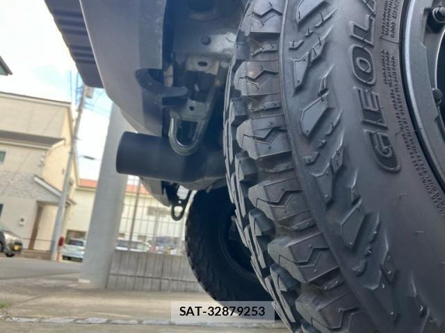 Suzuki JIMNY 2023-11 7220209-12