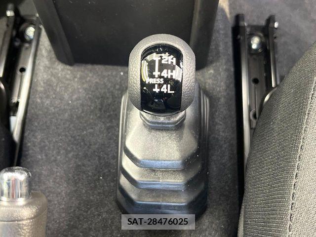 Suzuki JIMNY 2026-05 7220263-4