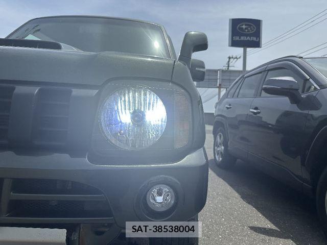 Suzuki JIMNY 2016-03 7220128-16