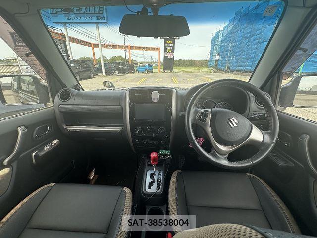 Suzuki JIMNY 2016-03 7220128-3