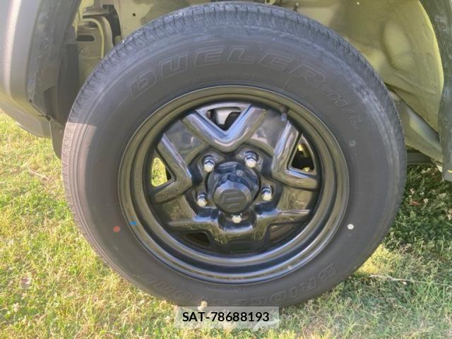 Suzuki JIMNY 2022-07 7220177-4