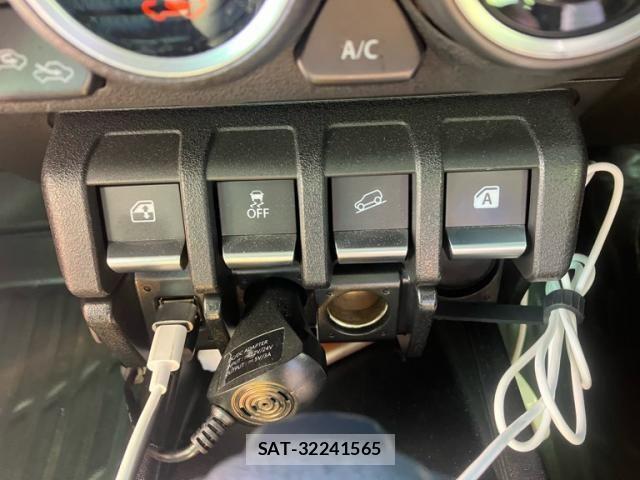 Suzuki JIMNY 2019-09 7220149-11