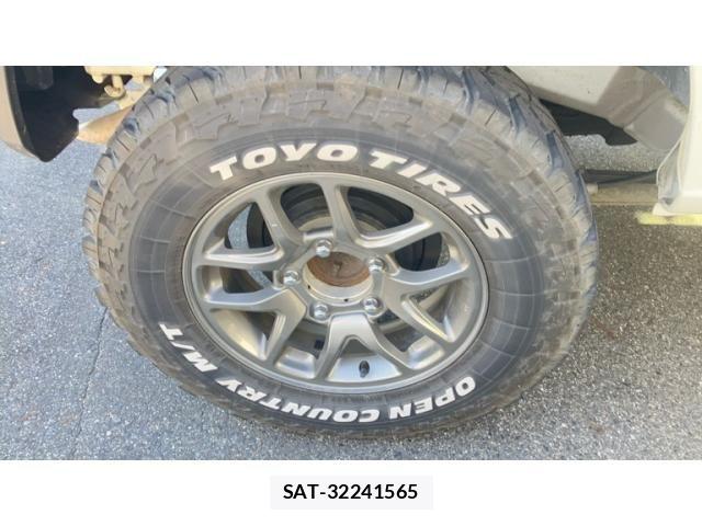Suzuki JIMNY 2019-09 7220149-16