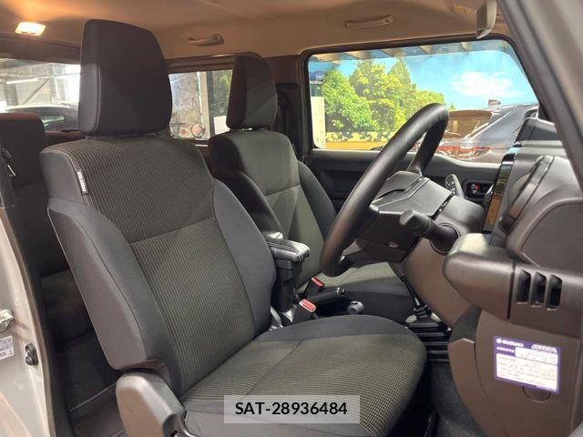 Suzuki JIMNY 2025-09 7220248-7