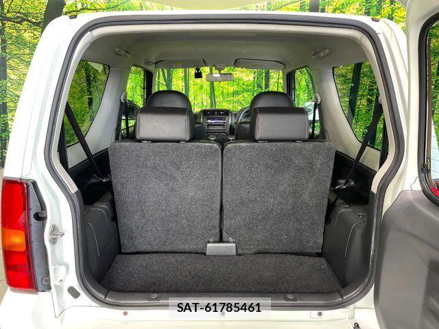 Suzuki JIMNY 2010-11 7220116-9
