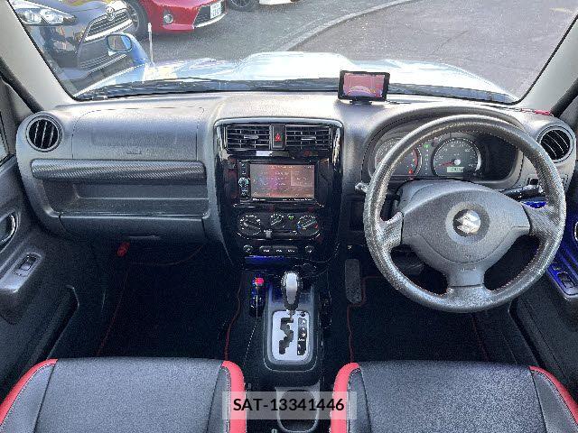 Suzuki JIMNY 2014-04 7220129-1