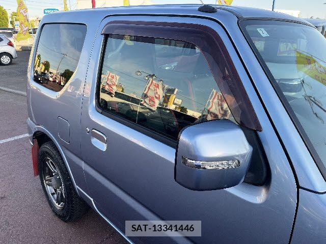 Suzuki JIMNY 2014-04 7220129-22
