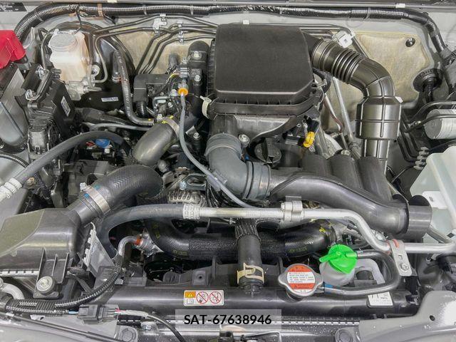 Suzuki JIMNY 2026-04 7220262-17