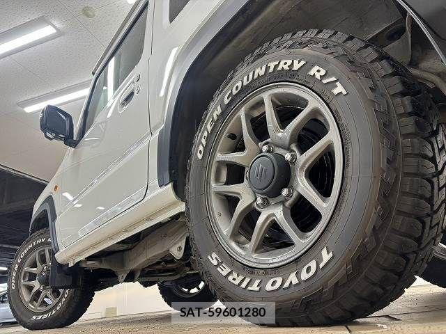 Suzuki JIMNY 2024-04 7220211-18