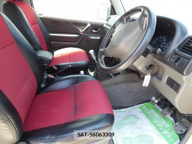 Suzuki JIMNY 2001-05 7220108-8