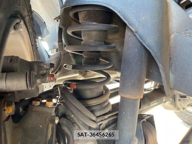 Suzuki JIMNY 2016-03 7220132-19